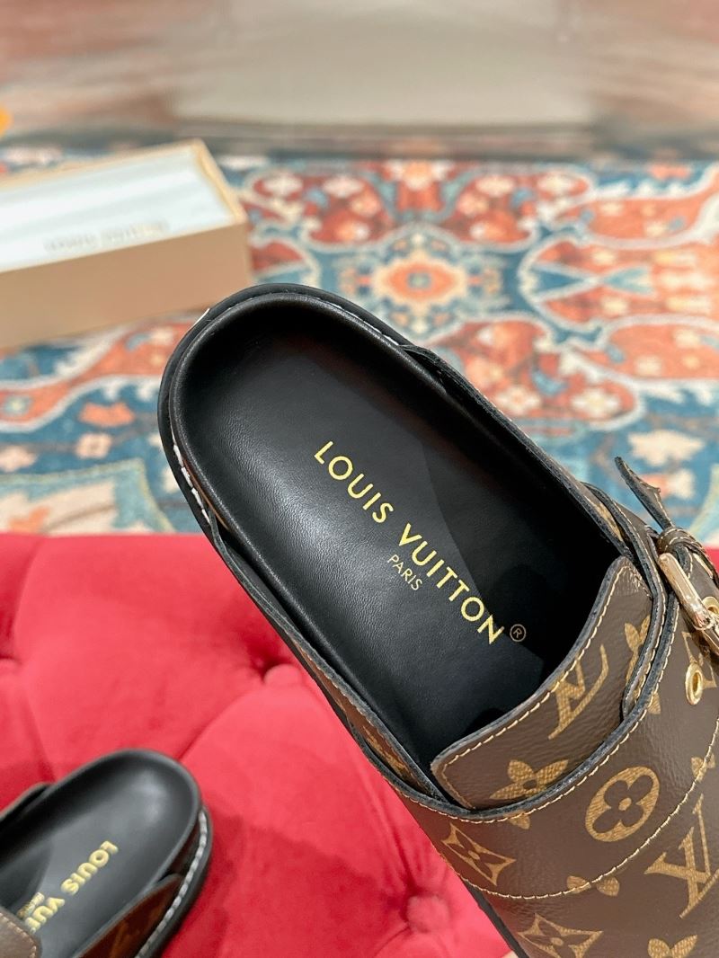 Louis Vuitton Slippers